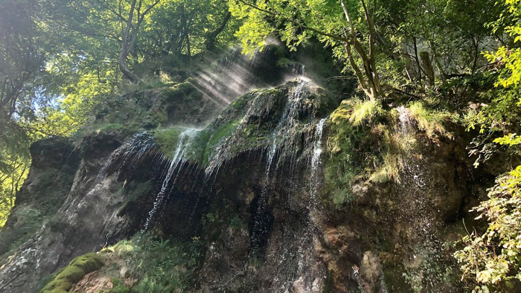 Bad-Urach-Waterall-Wasserfälle-Stuttgart-Germany